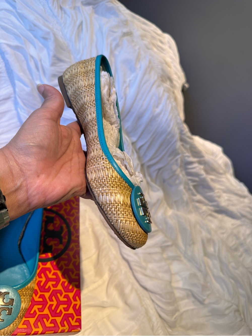 Tory Burch Raffia Ballet Flats with Turquoise Trim and Logo Medallion - Picture 6 of 9